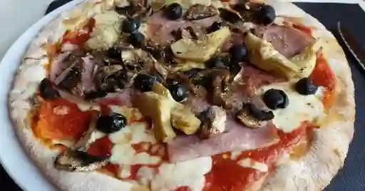 Pizza Capricciosa Small