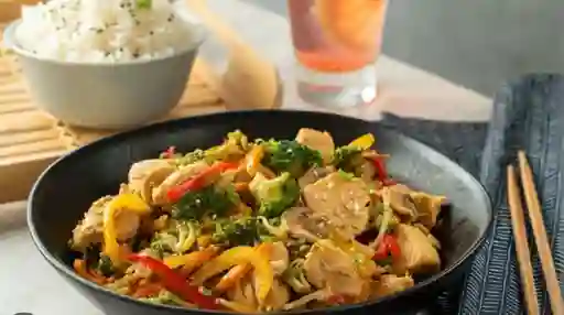 Chop Suey de Pollo