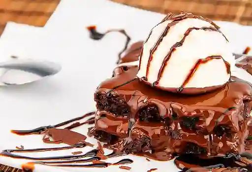 Brownie con Helado