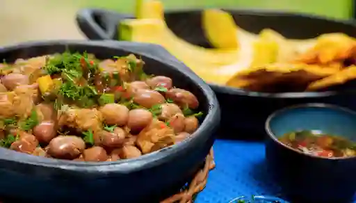 Cazuela de Frijoles