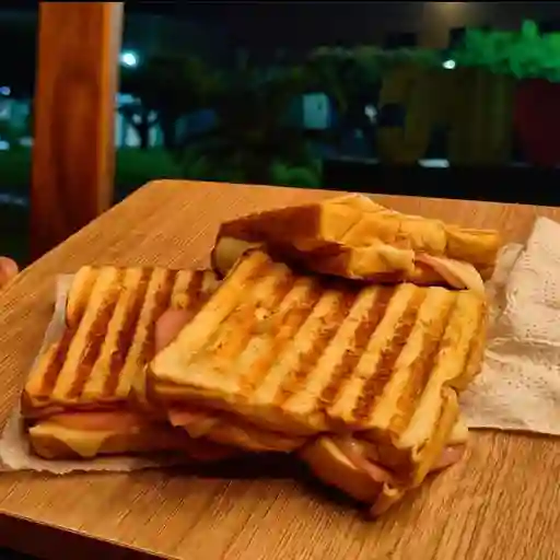 Sándwich Sencillo