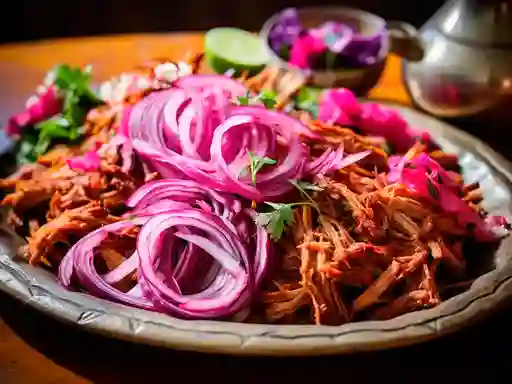 Ensalada de Cochinita Pibil