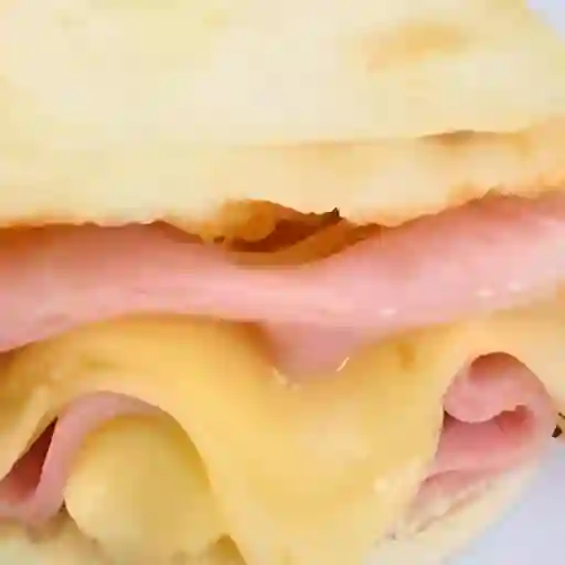 Arepa Doble Jamón y Doble Queso