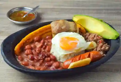 Ejecutivo Bandeja Paisa Mini