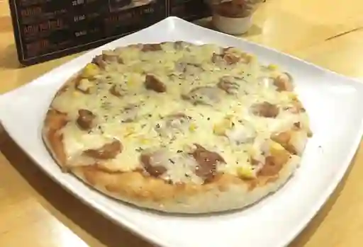 Chorizo Maíz Pizza