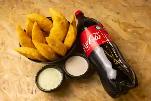 Combo 10 Empanadas y Gaseosa