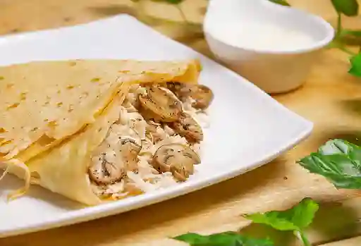 Crepe de Pollo con Champiñones