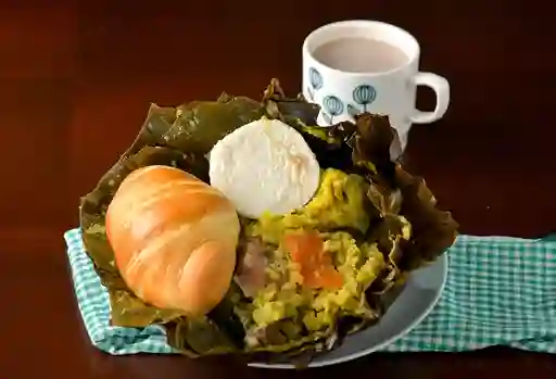 Desayuno Combo Tamal Tolimense