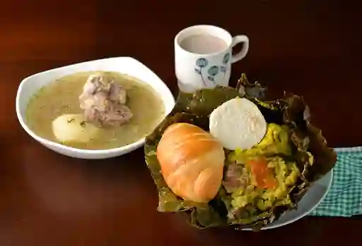 Desayuno Caldito y Tamal