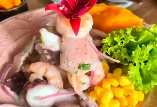 Ceviche de Mariscos