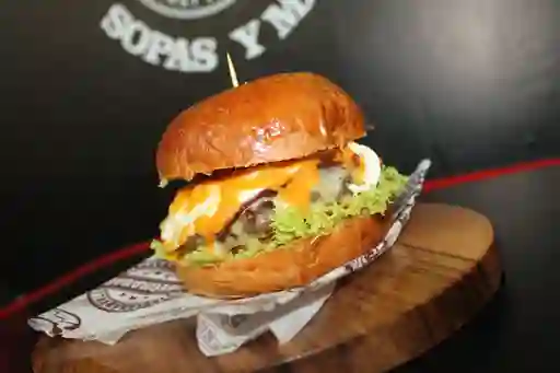 Hamburguesa Criolla