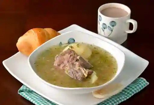 Desayuno Caldo de Costilla