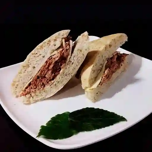Sándwich Carne Desmechada