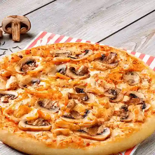 Pizza de Pollo y Champiñones