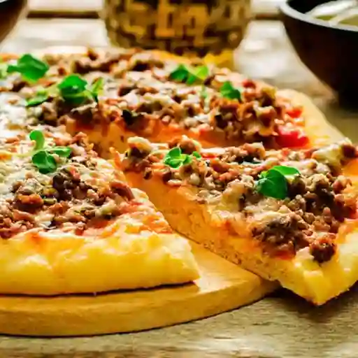 Pizza Carne y Vegetales