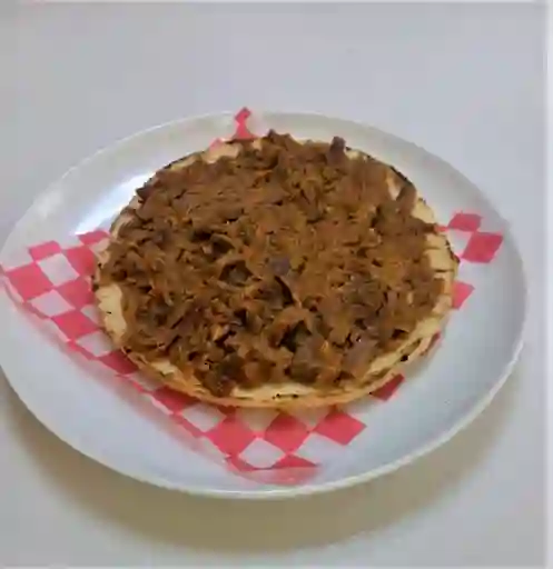 Arepa con Carne Desmechada