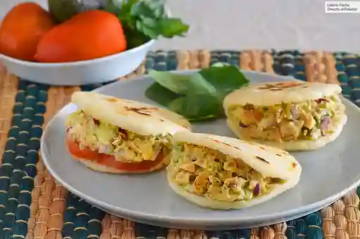 Arepa Sencilla de Pollo