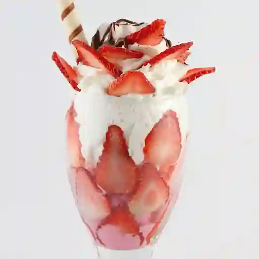 Frutas con Crema y Helado