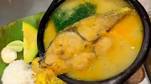 Caldo de Pescado