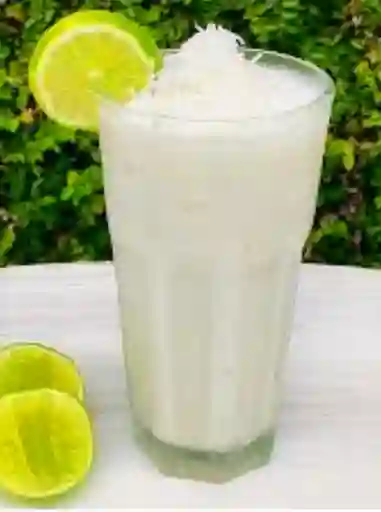 Limonada de Coco 16 Oz