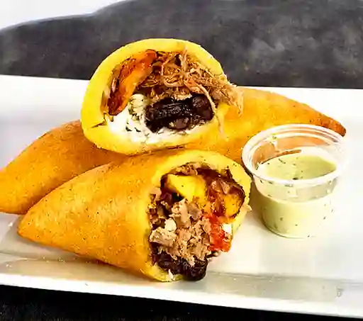 Empanada Frita Pabellón