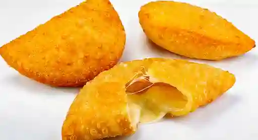 Empanada Frita de Queso