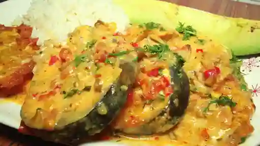 Bagre en Salsa