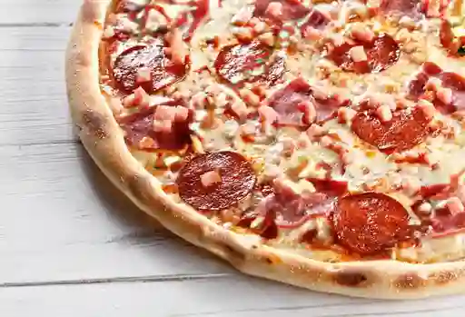 Pizza Jamón y Salami