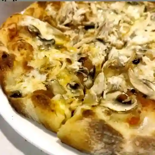 Pizza de Pollo y Champiñones (S)