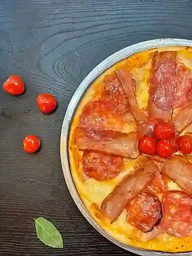 Pizza Súper Personal (4 Porciones)