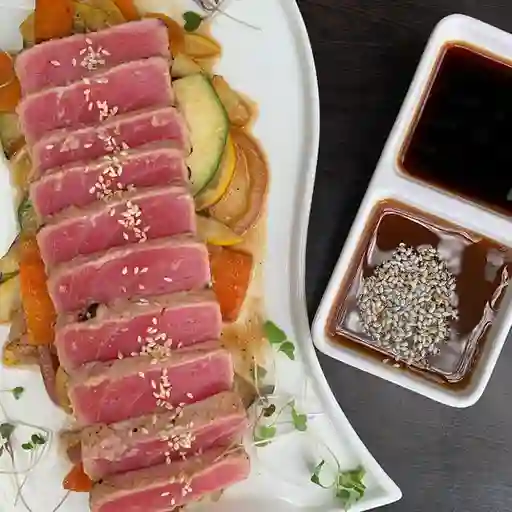 Atún Tataki