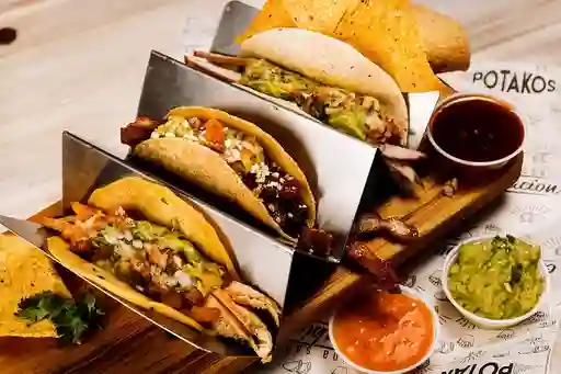Trio de Tacos Mixto