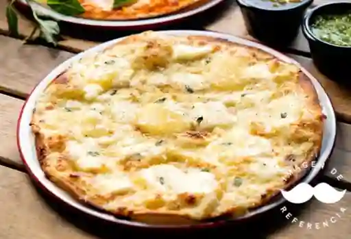Pizza 3 Quesos Mediana