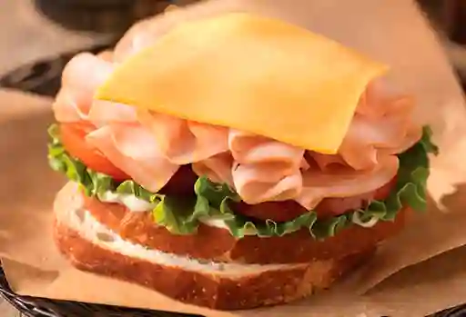 Sándwich Clásico