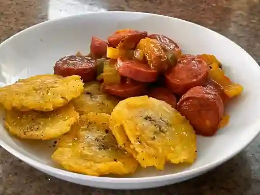 Chorizo con Patacón