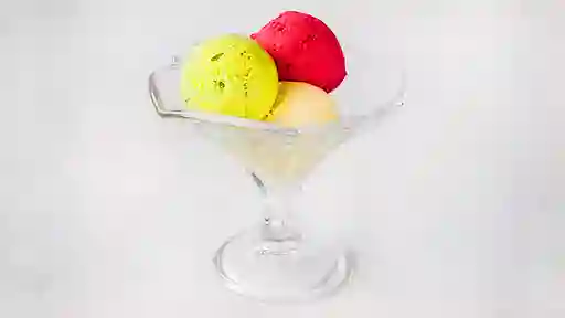 Tres Bolas de Helado