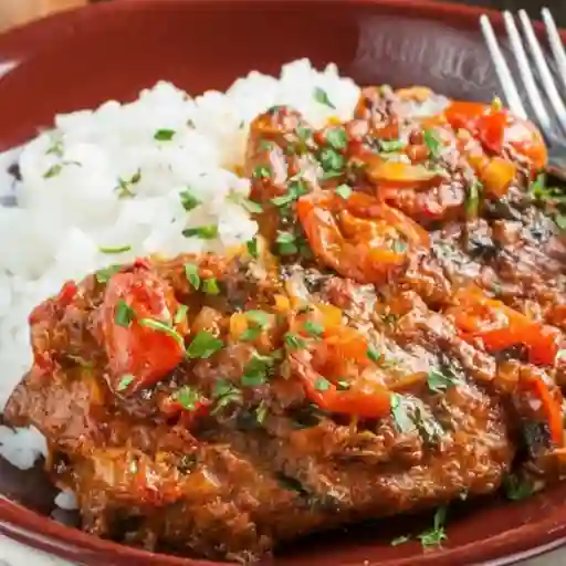 Almuerzo con Carne en Bistec