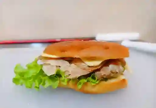 Sándwich Personal Pequeño de Cerdo
