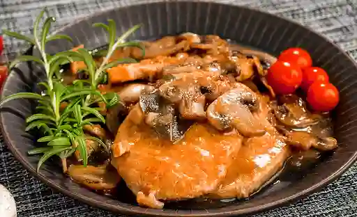 Lomo en Salsa de Champiñón 300 gr