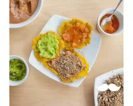 Patacón con Guacamole X4