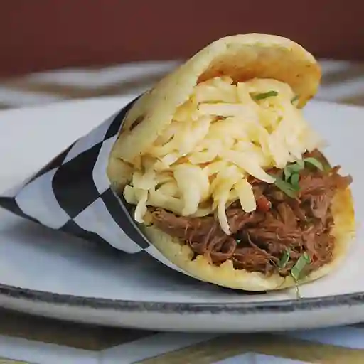 Arepa Rellena Carne