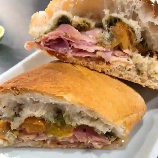 Panino con Jamón de Pierna