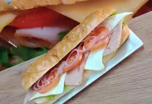 Combo Sándwich de la Casa con Adición