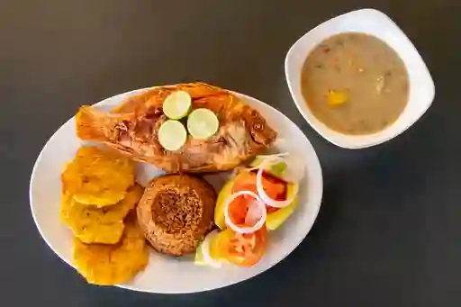 Bandeja con Mojarra