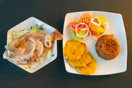 Bandeja con Mojarra en Zumo de Coco