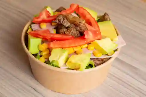 Ensalada con Carne de Res + Agua 250ml