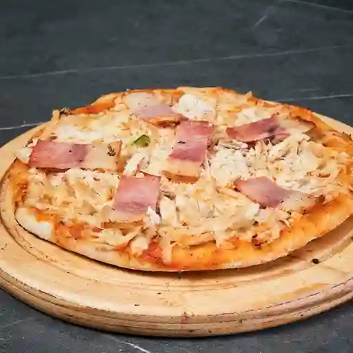 Pizza de Pollo y Champiñones