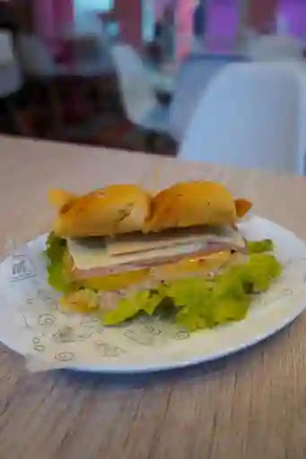 Sandwich Premium