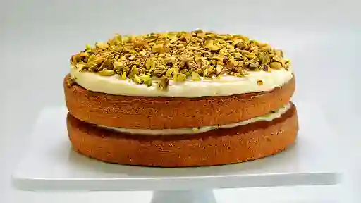 Porción de Torta de Pistacho y Maní