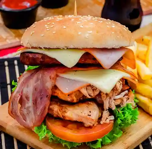 Hamburguesa Medio + Papas